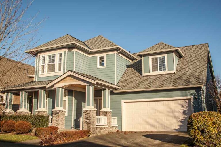 trusted residential roofers in Roslyn NY