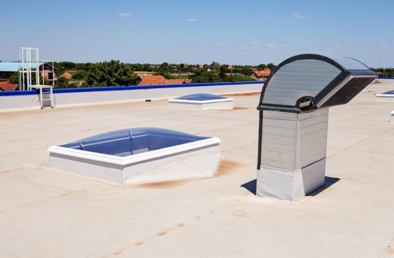 commercial roofing in Mineola, NY