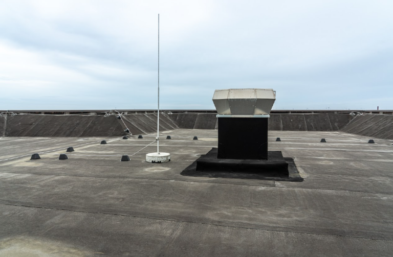 commercial roofing in Albertson, NY
